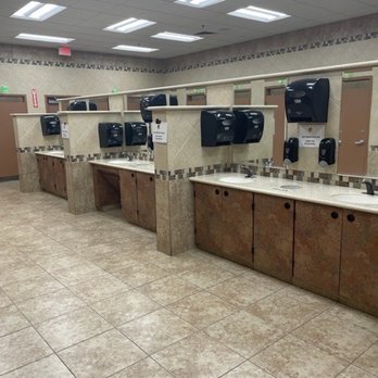 Buc-ee's - Gas Stations Near Me - Katy, Texas Buc-ee's - Gas Stations Near Me - Katy, Texas