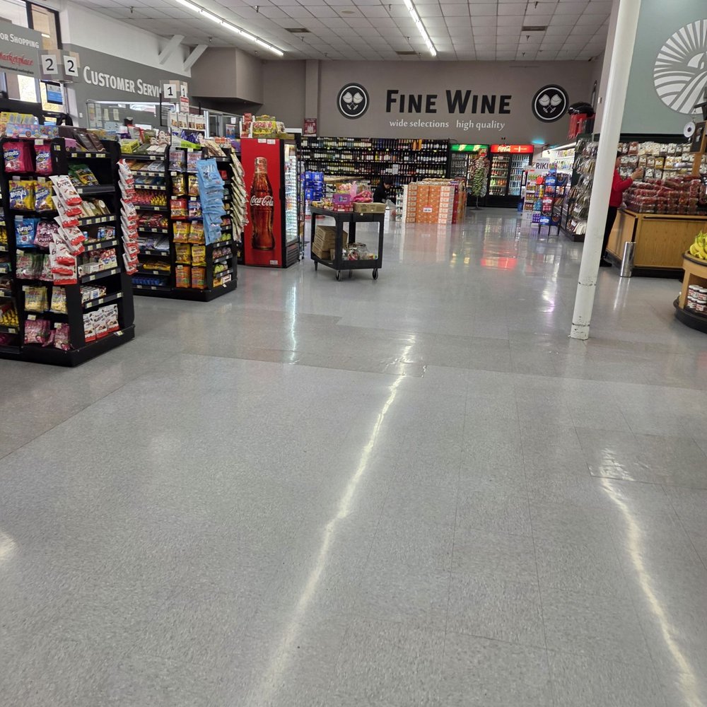 Valley Marketplace - Inside the store - Fruits & Veggies Near Me - Simi Valley, California Valley Marketplace - Inside the store - Fruits & Veggies Near Me - Simi Valley, California