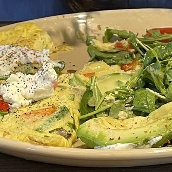Snooze, an A.M. Eatery - Garden Harvest Omelette - Breakfast & Brunch Near Me - Katy, Texas
