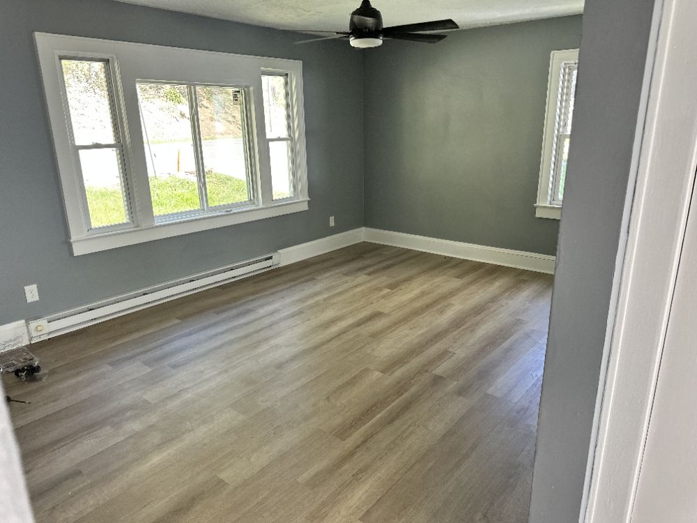 Slide of Browning Floors & More