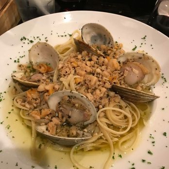 Boniello's - Linguini with white clammy sauce... Yummy!! - Italian Near Me - Riverdale, New Jersey Boniello's - Linguini with white clammy sauce... Yummy!! - Italian Near Me - Riverdale, New Jersey