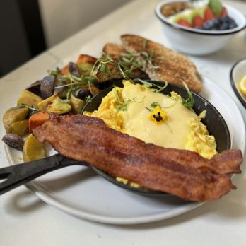 OL'DAYS Las Olas - a plate of food - Breakfast & Brunch Near Me - Fort Lauderdale, Florida OL'DAYS Las Olas - a plate of food - Breakfast & Brunch Near Me - Fort Lauderdale, Florida