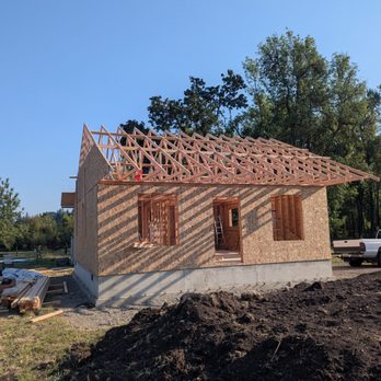 Christopher Swisher Contracting - ADU getting trusses set - General Contractors Near Me Christopher Swisher Contracting - ADU getting trusses set - General Contractors Near Me