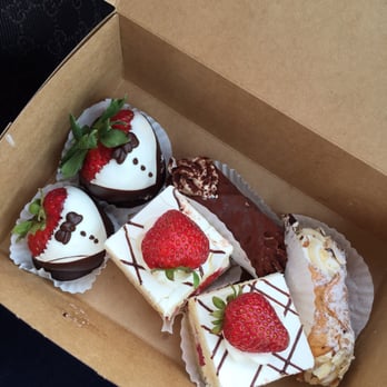 Konditor Meister - The best, largest, and most fresh chocolate covered strawberries - Bakeries Near Me - Braintree, Massachusetts
