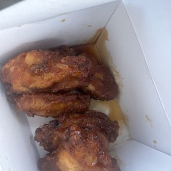 IB’s - Honey garlic wings on a scale 1-5 or 3 1/2 - Burgers Near Me - Santa Clara, California