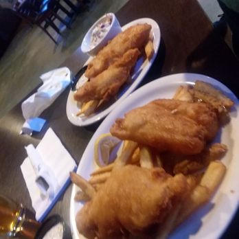 Flowing Tide Pub 4 - MONDAY FISH AND CHIPS SPECIAL! - Sports Bars Near Me - Sparks, Nevada