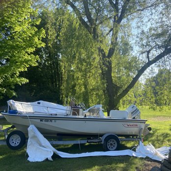 Great Lakes Marine Detailing - Before photo with scum line and oxidation - Auto Detailing Near Me - Rapid City, Michigan Great Lakes Marine Detailing - Before photo with scum line and oxidation - Auto Detailing Near Me - Rapid City, Michigan