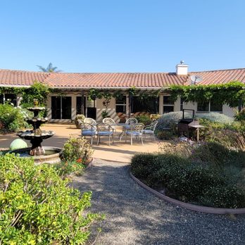 The Turtle House - Amazing backyard! - Vacation Rentals Near Me - San Luis Obispo, California