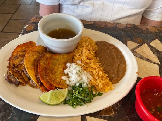 El Manantial Restaurant by null