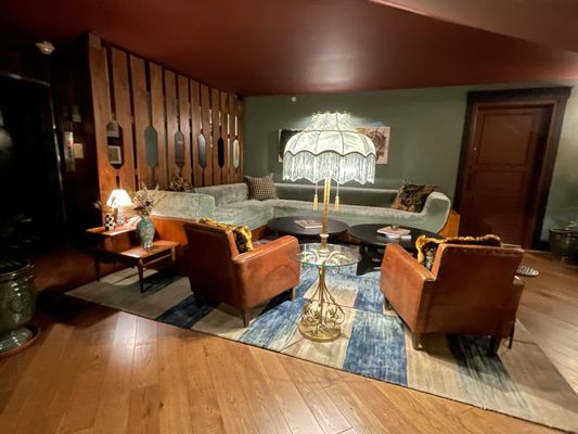 The Hotel Chalet by null