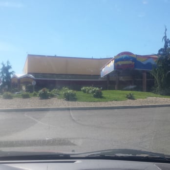 Legends Casino Hotel - Casinos Near Me - Toppenish, Washington