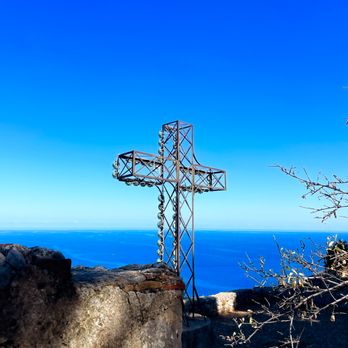 Rocca di Cefalù - Large cross on the trail to the summit - Landmarks & Historical Buildings Near Me - Cefalù, Pennsylvania