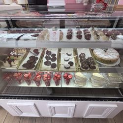 Strawberry By Lemon - Desserts