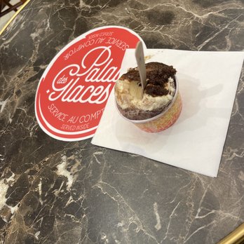 Le Palais des Glaces - A scoop of tiramisu gelato - Ice Cream & Frozen Yogurt Near Me - Annecy, 74 Le Palais des Glaces - A scoop of tiramisu gelato - Ice Cream & Frozen Yogurt Near Me - Annecy, 74
