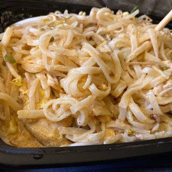 Bangkok Cuisine Express - Curry noodle - Thai Near Me - Clinton Township, Michigan
