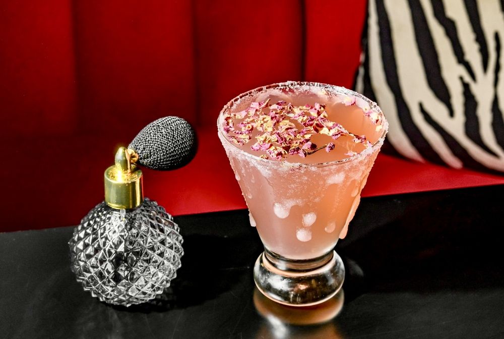 PIZOOKAH RESTAURANT & LOUNGE Updated September 2024 152 Photos & 19