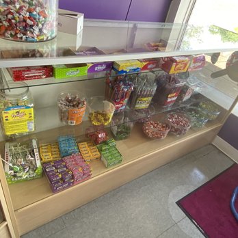 Sienna’s Sweet Shop - a variety of sweets - Candy Stores Near Me - Park Forest, Illinois