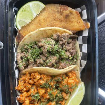 La Eskinna - Birria taco , chicken and steak taco - Food Trucks Near Me - Orlando, Florida