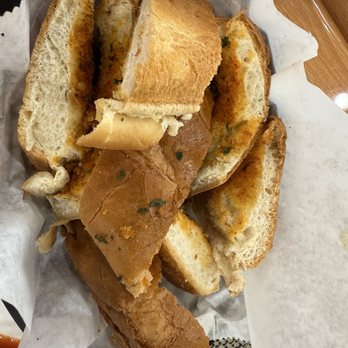 BORJA'S Italian Restaurant - free bread but it was hard - Pizza Near Me - Irvine, California