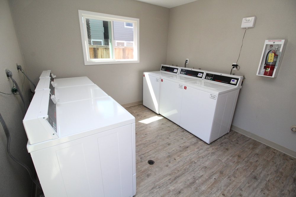 PARK PLACE APARTMENTS Updated October 2024 3701 Crowell Rd, Turlock