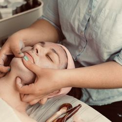 Skinology Skin and Body Studio - Facial massage