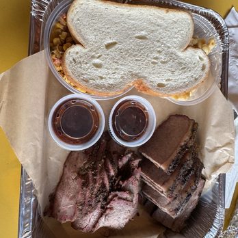 El Guero y La Flaca - One pound tri tip / brisket - Barbeque Near Me - Corona, California