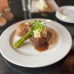 Farmhouse Kitchen & Ale - Filet Special