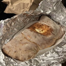 Mio Fratello Calzone It is MASSIVE Mio Fratello Calzone It is MASSIVE