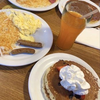Denny's - Diners Near Me - El Segundo, California Denny's - Diners Near Me - El Segundo, California