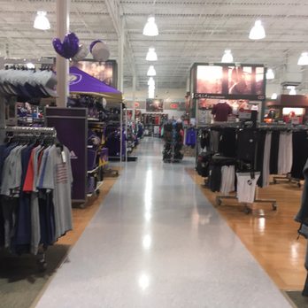 DICK'S Sporting Goods - store - Sports Wear Near Me - Orlando, Florida