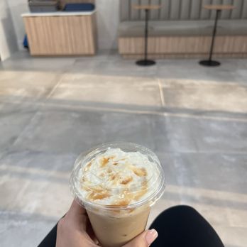Coffee & Hair - Blow Dry/Out Services Near Me - Miami, Florida