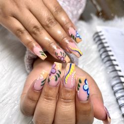 Vivian’s Spa & Nails