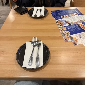 Manon - Thai Near Me - Fullerton, California