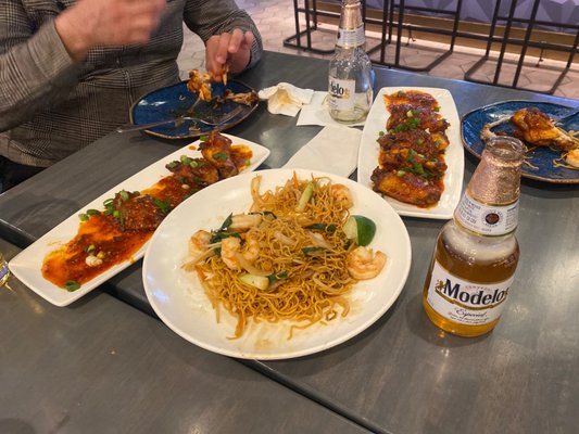 Mozen Asian Kitchen by null