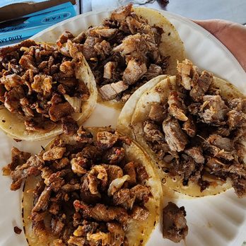 Avenue 26 Tacos - Food Trucks Near Me - Los Angeles, California