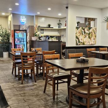 Lotus Ramen & Hibachi - Interior looking forward the service counter and kitchen - Desserts Near Me - Kapaʻa, Hawaii Lotus Ramen & Hibachi - Interior looking forward the service counter and kitchen - Desserts Near Me - Kapaʻa, Hawaii
