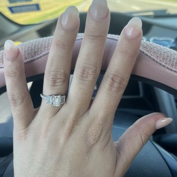 Dash Nail Bar - Nail Salons Near Me - Grand Prairie, Texas