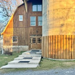 Heartstone Country Retreat - Entry to Heartstone Lodge @ Heartstone Country Retreat