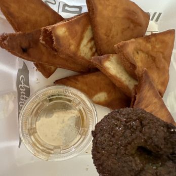 Pita Kitchen - Avondale - This is the Pita Chips & Hummus, and look my Side Falafels is burnt as well, I seriously cried everything so burnt it's sad - Mediterranean Near Me - Avondale, Arizona Pita Kitchen - Avondale - This is the Pita Chips & Hummus, and look my Side Falafels is burnt as well, I seriously cried everything so burnt it's sad - Mediterranean Near Me - Avondale, Arizona