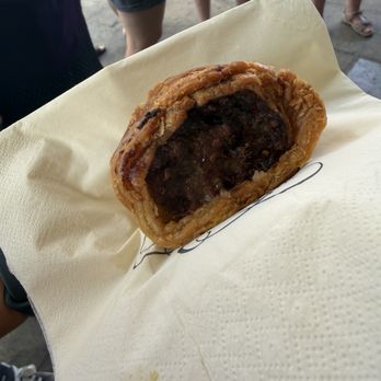 The Ginger Pig - Sausage roll - Meat Shops Near Me - London, XGL The Ginger Pig - Sausage roll - Meat Shops Near Me - London, XGL