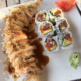 Recommend rolls - yum! Recommend rolls - yum!