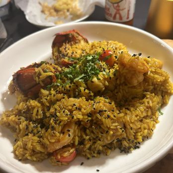 Deluxe Fun Dining - Bars Near Me - Charlotte, North Carolina