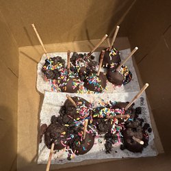 Lorain County Community College - Cake pops