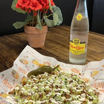 Nissi Vegmex - Carne asada fries - Mexican Near Me - Austin, Texas Nissi Vegmex - Carne asada fries - Mexican Near Me - Austin, Texas