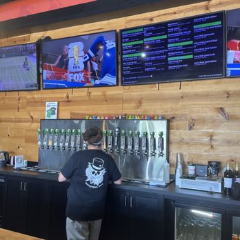 FigLeaf Brewing - Beer Gardens Near Me - Middletown, Ohio