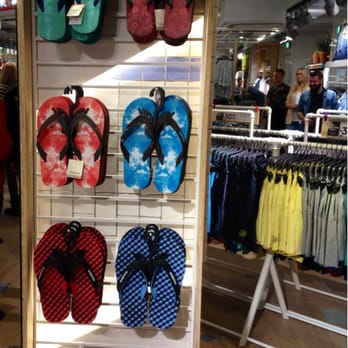 Pull & Bear - Women's Clothing Near Me - Amsterdam, New Hampshire