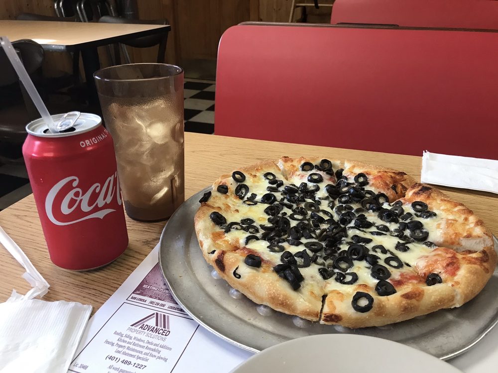 SANTOROS PIZZA 14 Photos & 44 Reviews 687 Tiogue Ave, Coventry