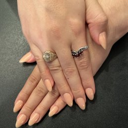 Almond nude nails by Vivian