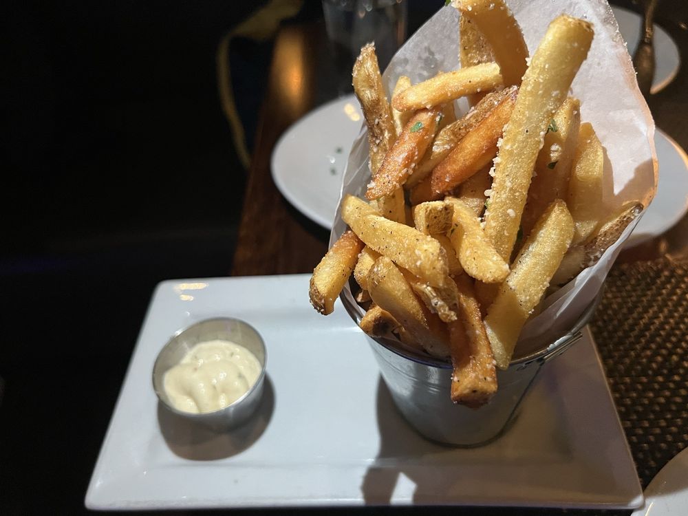 Basso Restaurant & Wine Bar