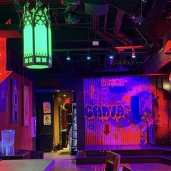Canvas Lounge
